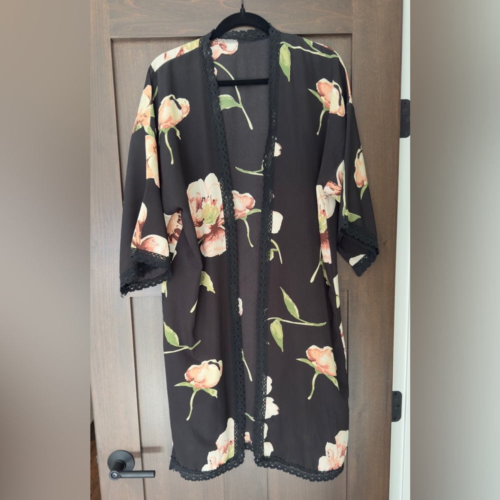 Floral Kimono with Lace Trim
